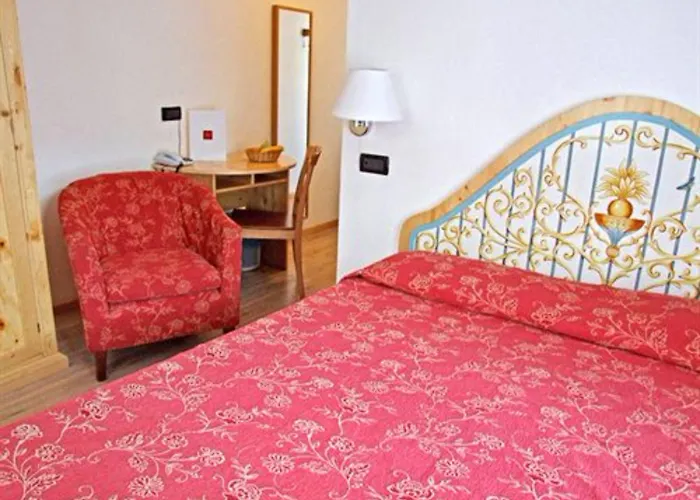 Ih Mont Blanc Hotel 4*