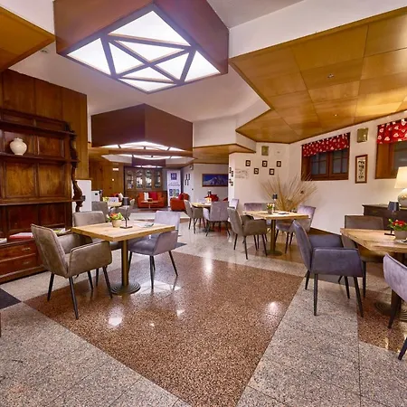 Ih Mont Blanc 호텔