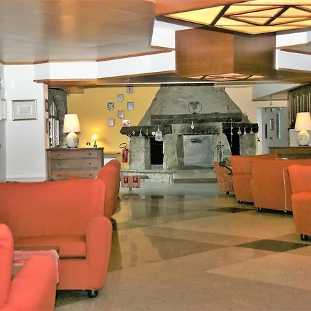 Hotel Ih Mont Blanc 4*