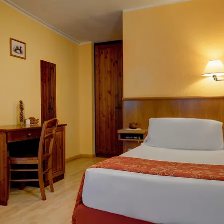 Hotel Ih Mont Blanc 4*