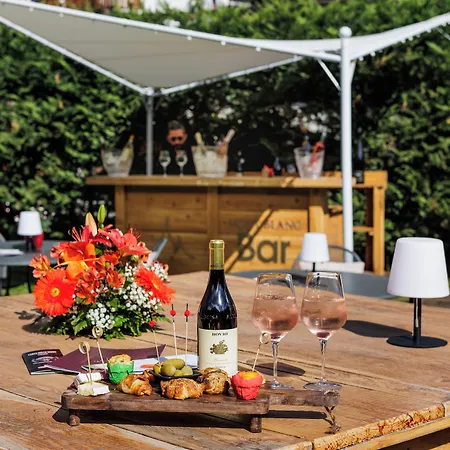 Hotel Ih Mont Blanc 4*