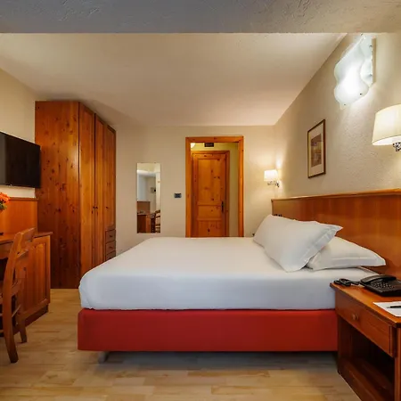 Ih Mont Blanc 4* Κουρμαγιέρ