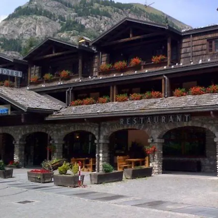 Hotel Ih Mont Blanc 4*