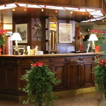 Ih Mont Blanc Hotel 4*