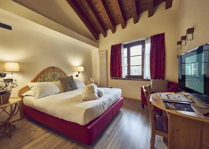 Hotel Ih Mont Blanc 4*