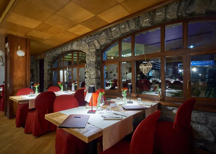 Hotel Ih Mont Blanc 4*