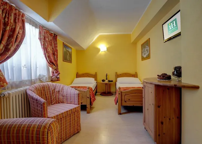 Ih Mont Blanc Hotel 4*